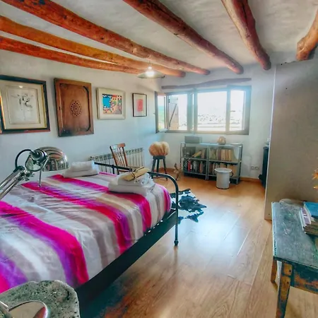 Casa Cosialls شاليه